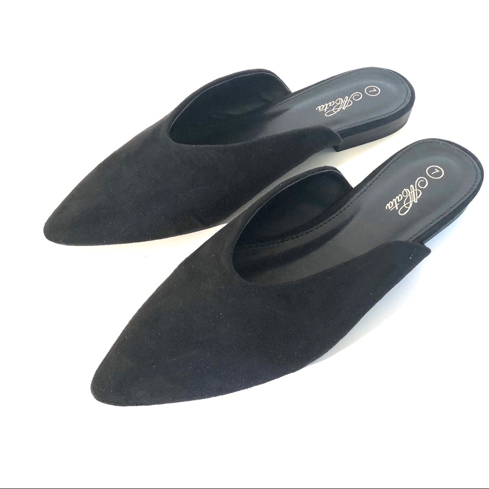 Black faux suede mule flats with pointy closed toe - Picture 4 of 6
